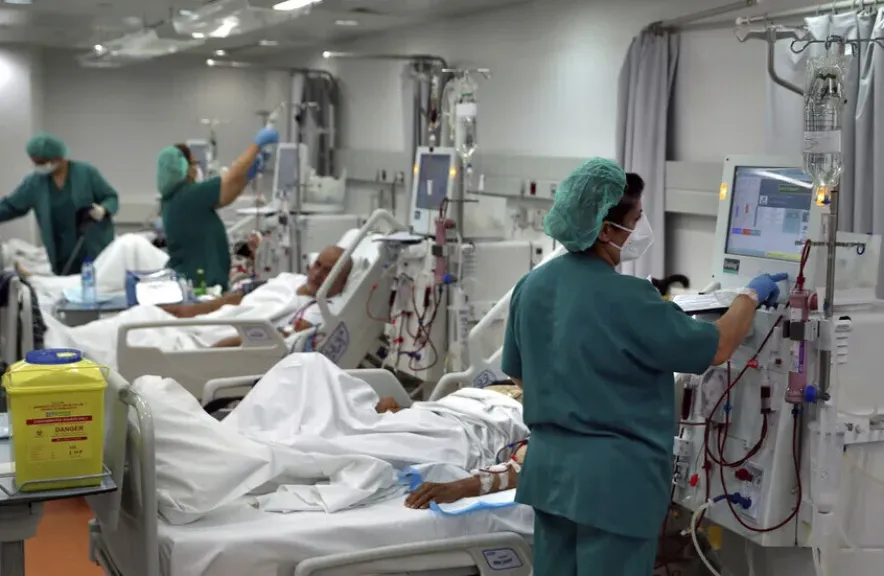 الكويت تدرج 8 مستشفيات لبنانية على قائمة الإرهاب