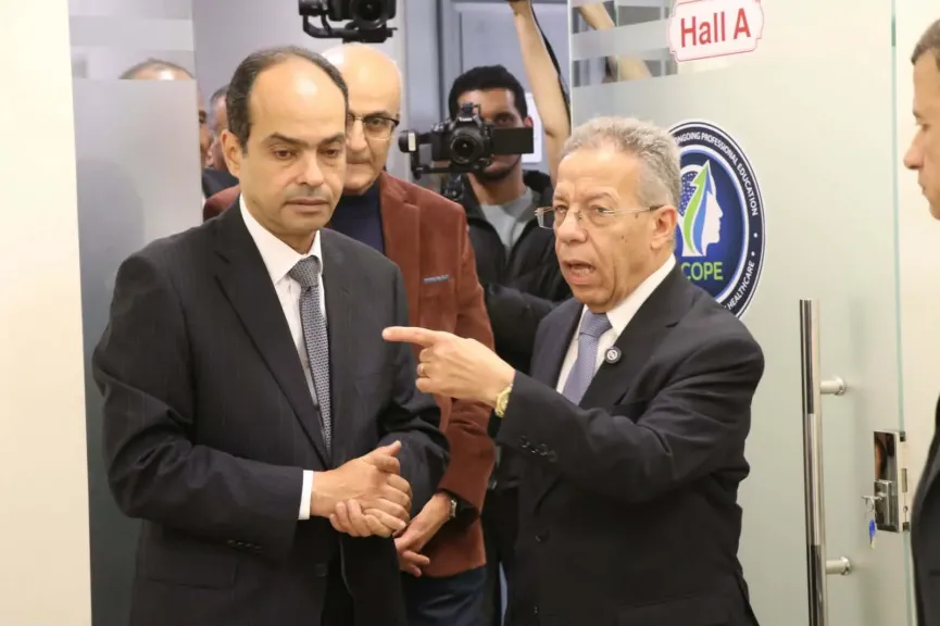 نقيب الأطباء يفتتح مركز التعليم الطبي المهني المستمر «SCOPE»