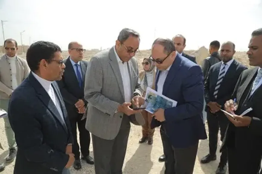 محافظ قنا يستقبل رئيس هيئة تنمية الصعيد لتفقد المواقع المقترحة لإنشاء مدينة الفخار