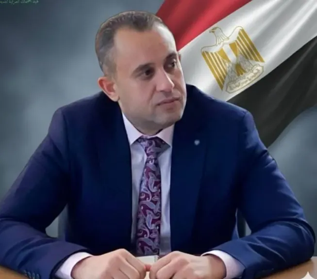 رئيس جهاز العلمين الجديدة يعلن عن أول فرصة استثمارية لنشاط تجاري بالمدينة التراثية