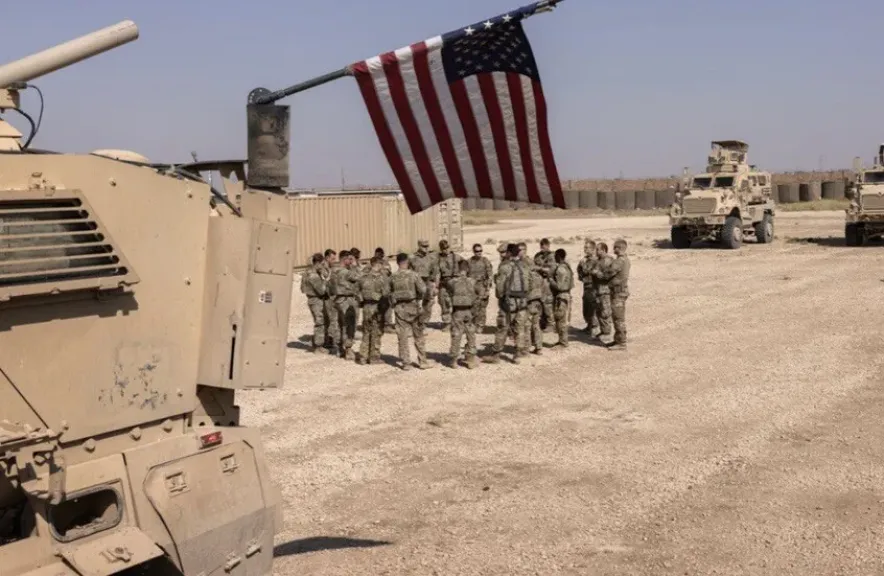 القوات الأمريكية تخلي قاعدة التنف قرب الحدود السورية العراقية