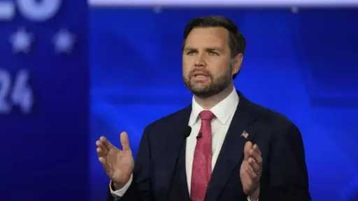 نائب الرئيس الأمريكي: إذا أراد الشعب الإيراني إسقاط النظام فهذا شأنه