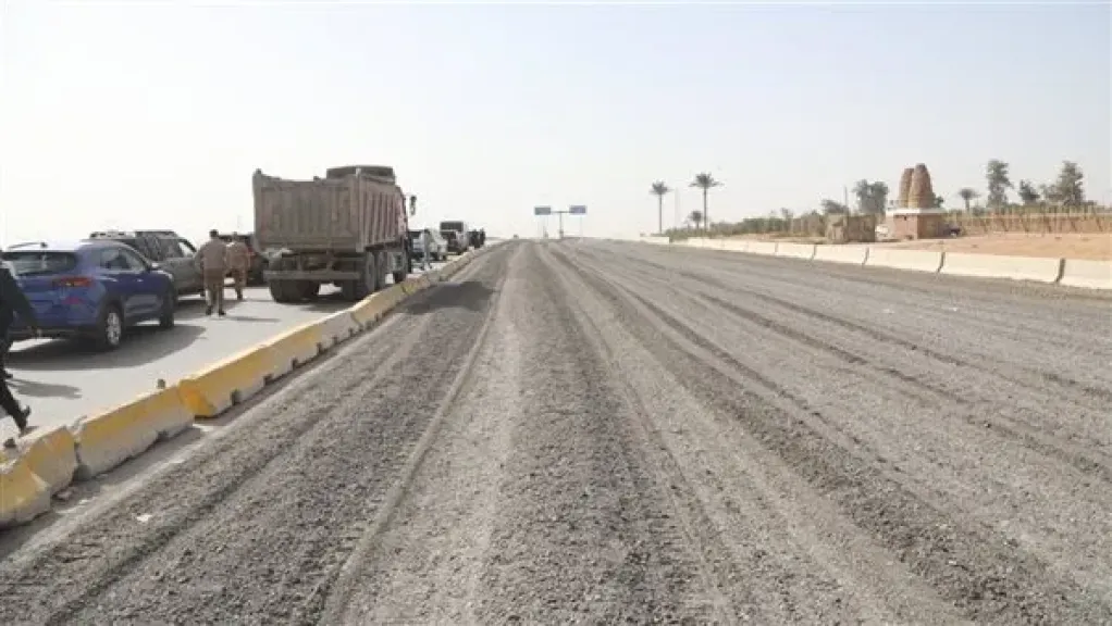 النقل: فتح الحركة المرورية بقطاعات محددة من الطريق الدائري الإقليمي بدءا من غدا الخميس