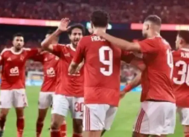 بشير التابعي يتوقع تتويج الأهلي بالدوري: «هيكسبه وهو نايم في البيت»