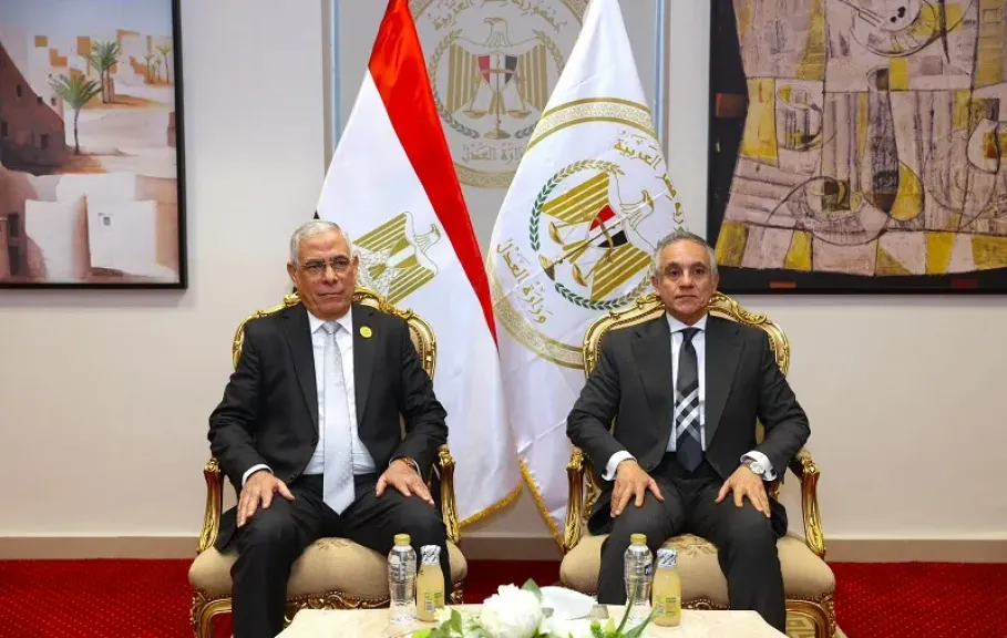 وزير العدل يستقبل النائب العام لتهنئته بتولي مهام منصبه وتعزيز التعاون القضائي