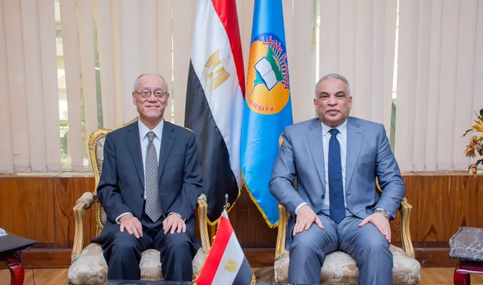 رئيس جامعة طنطا يستقبل السفير الياباني لبحث آفاق التعاون المشترك