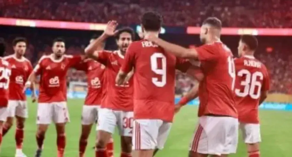 غضب داخل الأهلي.. لاعبو الفريق الأول يرفضون لائحة المكافآت والعقوبات الحالية