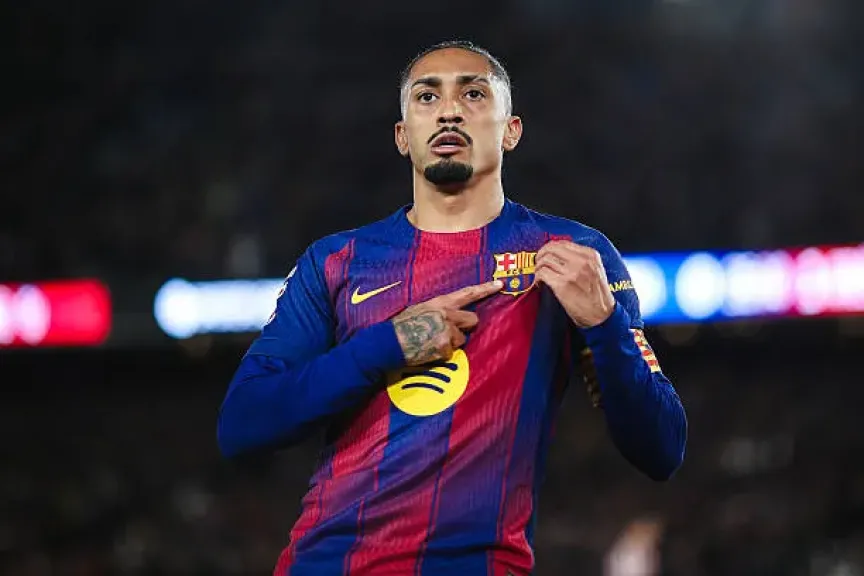 رافينيا يقود هجوم برشلونة أمام جيرونا في الليجا