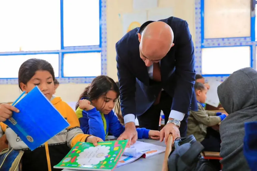 وزير التربية والتعليم يجري جولة تفقدية مفاجئة بمدارس “تحيا مصر” بحي الأسمرات بالمقطم