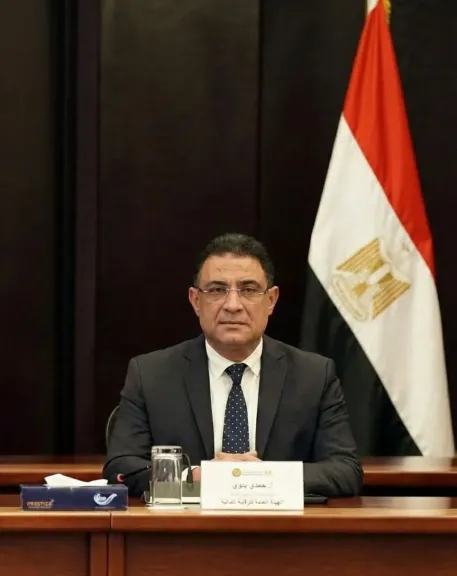 رئيس الوزراء يصدر قرارًا بتعيين حمدي بدوي مساعدًا لرئيس الهيئة العامة للرقابة المالية