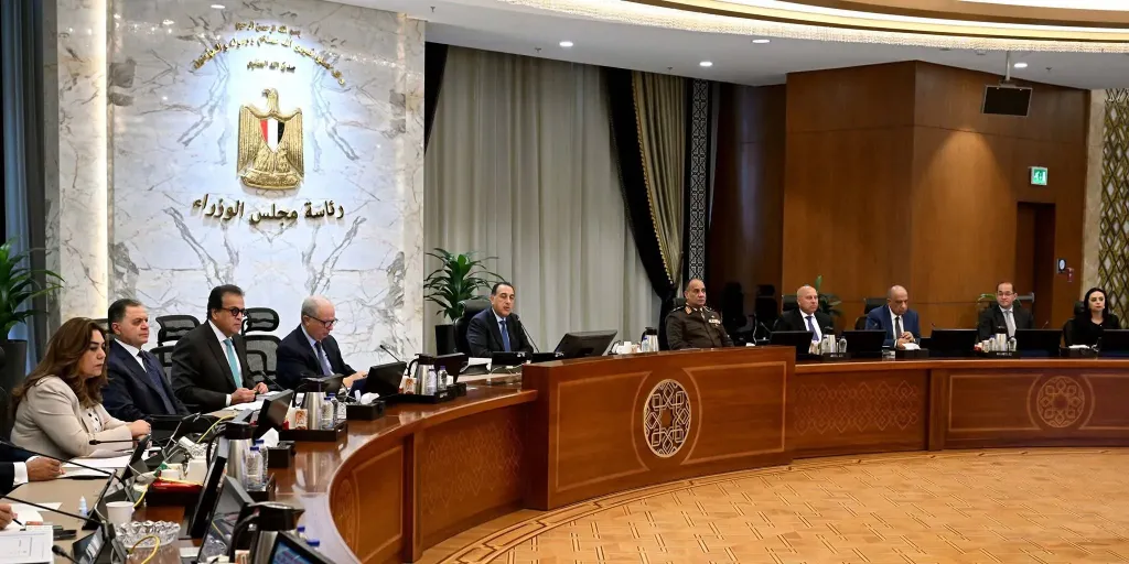 مجلس الوزراء يستعرض حزمة التسهيلات والإصلاحات الضريبية المقترحة للعام المالي 2026/2027