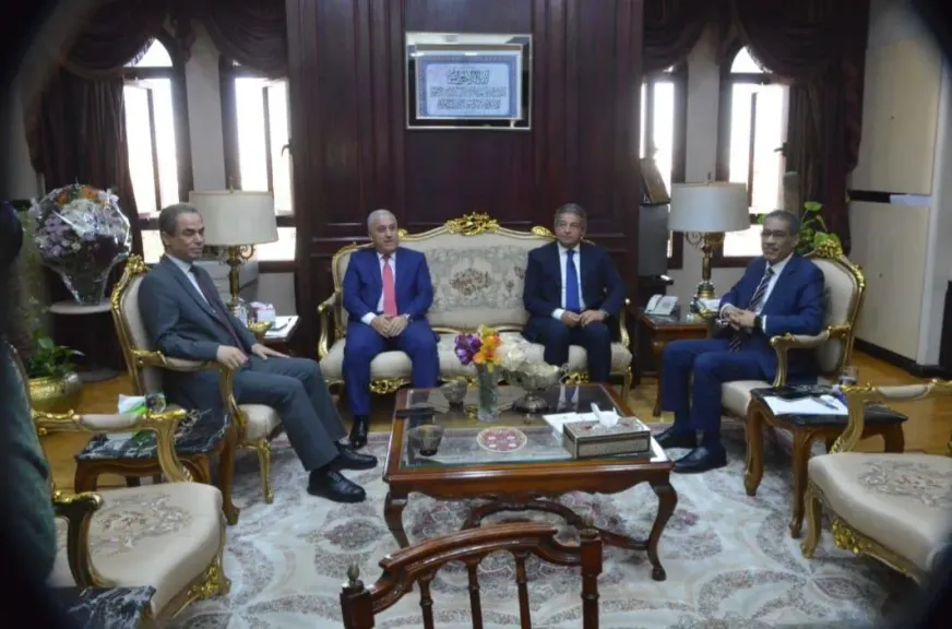 ما نتائج اجتماع وزير الدولة للإعلام مع رؤساء الأعلى للإعلام والوطنية للصحافة والوطنية للإعلام؟