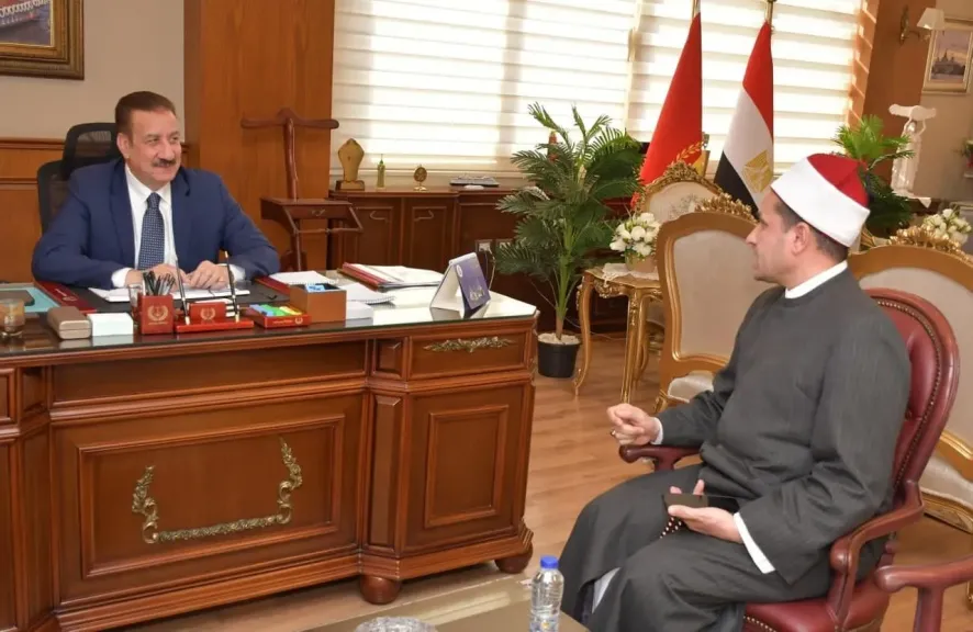 محافظ بورسعيد يستقبل مدير مديرية الأوقاف لبحث استعدادات استقبال شهر رمضان