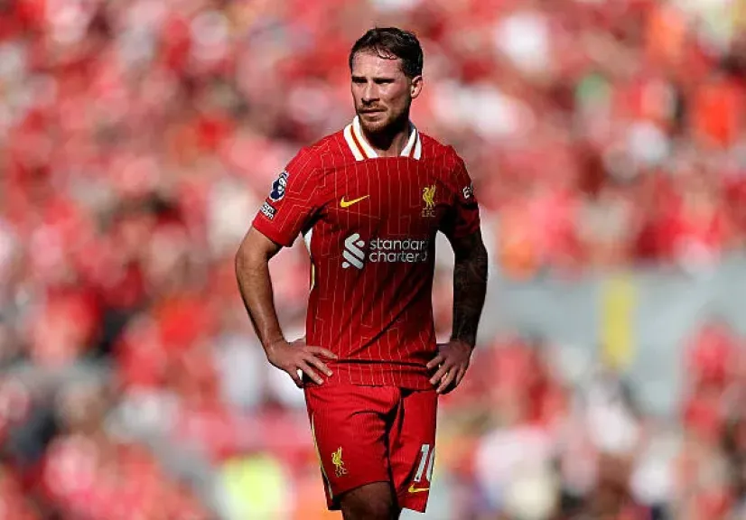 مانشستر يونايتد يستهدف ماك أليستر لتعويض كاسيميرو