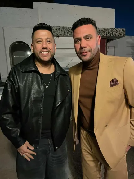 أحمد فيلو يقدم الأغنية الدعائية لمسلسل الكينج لـ محمد عادل إمام