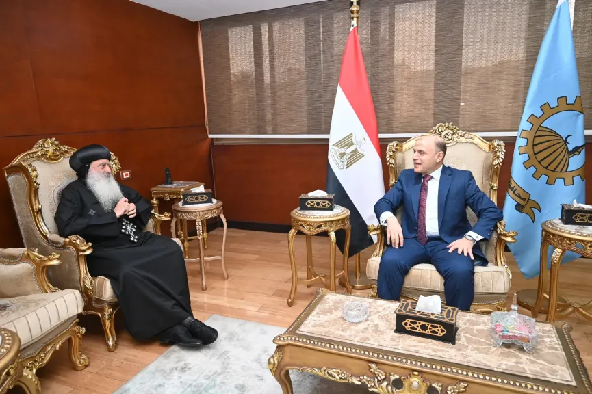 محافظ الغربية يستقبل الأنبا بولا للتهنئة بتوليه مهام منصبه وبشهر رمضان المبارك