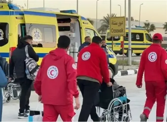 معبر رفح يستقبل دفعة جديدة من العائدين الفلسطينيين إلى غزة