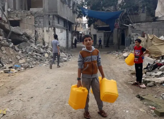 الأونروا تحذر من تفاقم الأوضاع الإنسانية في غزة وتطالب برفع القيود