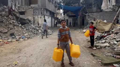 الأونروا تحذر من تفاقم الأوضاع الإنسانية في غزة وتطالب برفع القيود