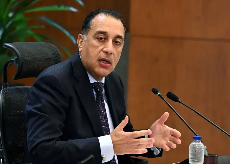 مدبولي ينعي ضحايا حادث تصادم جنوب بورسعيد .. ويوجه بتقديم الرعاية للمصابين وسرعة صرف المساعدات لأسرهم