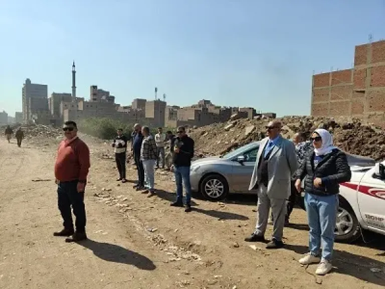 محافظ القليوبية يوجه بشن حملة لمتابعة النظافة ورفع الإشغالات بشبرا الخيمة ومدينة بنها