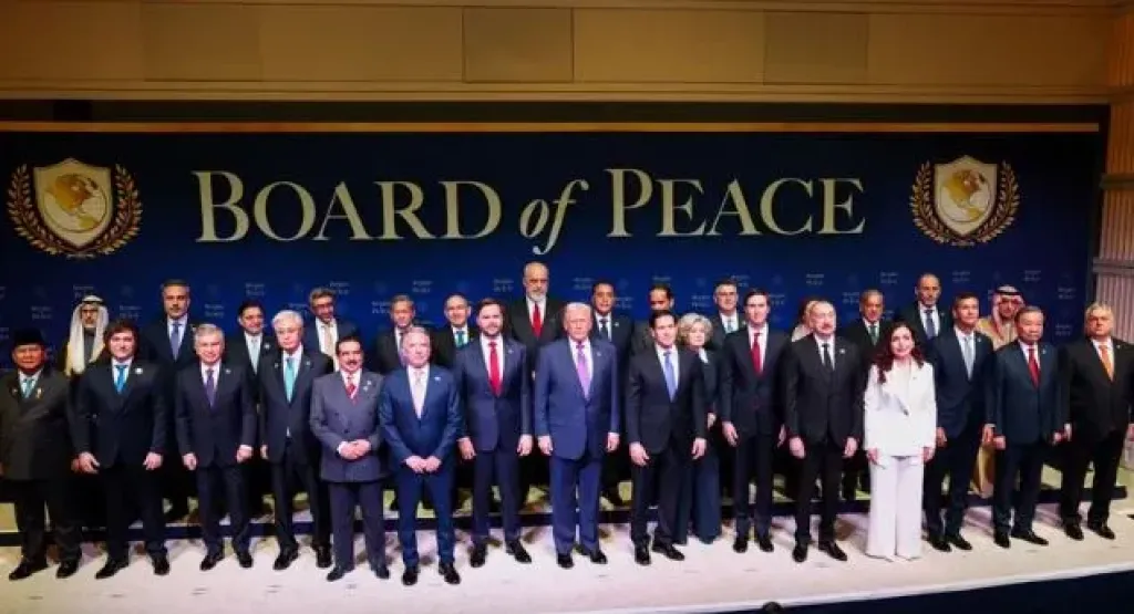 سيمافور: أول اجتماع لمجلس السلام برئاسة ترامب يترك أسئلة بلا إجابات