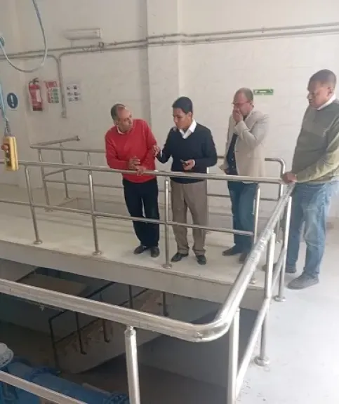 وكيل الصحة في الأقصر يتفقد محطة معالجة الحبيل.. ويؤكد الالتزام بالمعايير البيئية