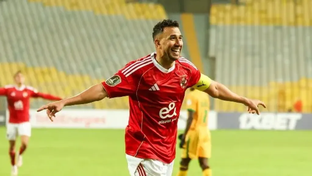 محاولات مكثفة من تريزيجيه للحاق بمباراة الأهلي وسموحة في الدوري