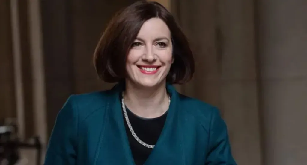 بريطانيا تسعى للتوصل إلى اتفاق مع أمريكا حول الرسوم الجمركية