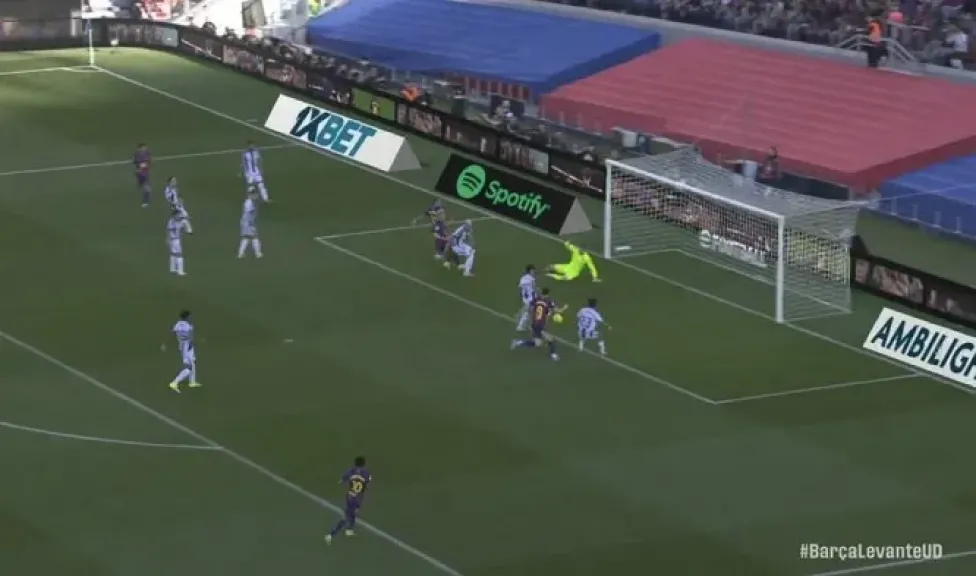 ثلاثية ليفانتي تعيد برشلونة لصدارة الليجا