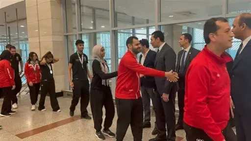 وزير الرياضة يستقبل منتخب مصر للسلاح بعد تصدره بطولة إفريقيا بـ42 ميدالية