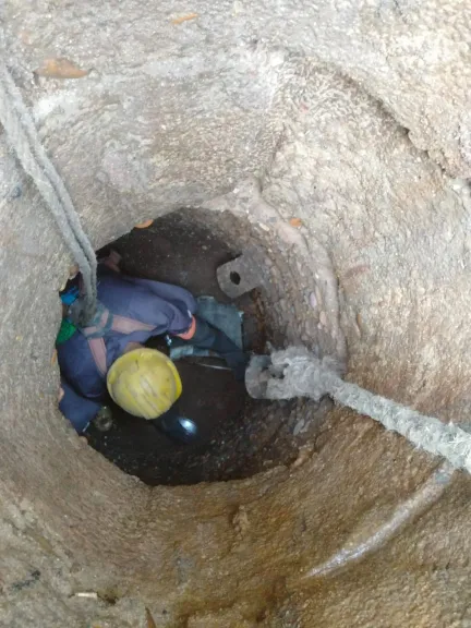 حي شرق مدينة نصر يتابع تطهير خط الصرف الصحي بمساكن الـ600