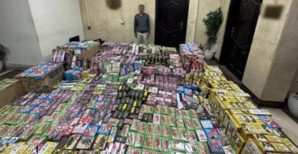 ضبط شخص بحوزته مليوني قطعة ألعاب نارية للاتجار بها في القاهرة