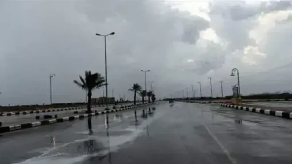 الأرصاد: طقس بارد صباحًا ومائل للحرارة نهارًا اليوم الأحد 22 مارس 2026 مع شبورة مائية