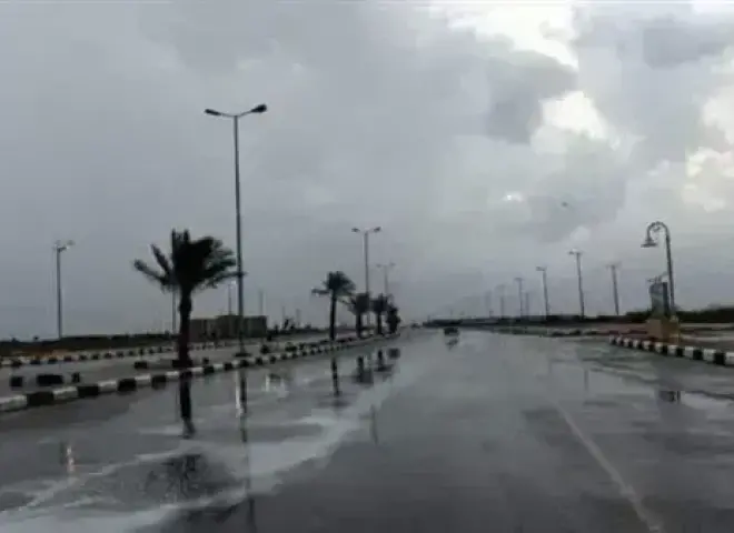 منخفض جوي يضرب البلاد.. الأرصاد عن طقس الغد: رياح شديدة البرودة وأمطار غزيرة