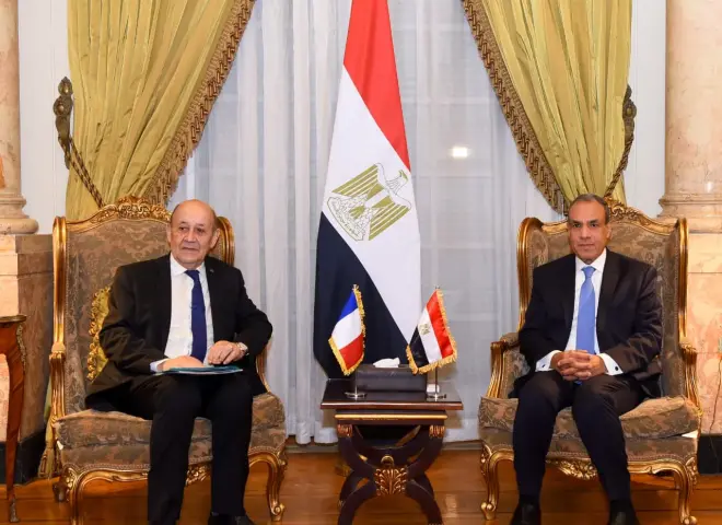 وزير الخارجية يلتقي المبعوث الشخصي للرئيس الفرنسي للبنان