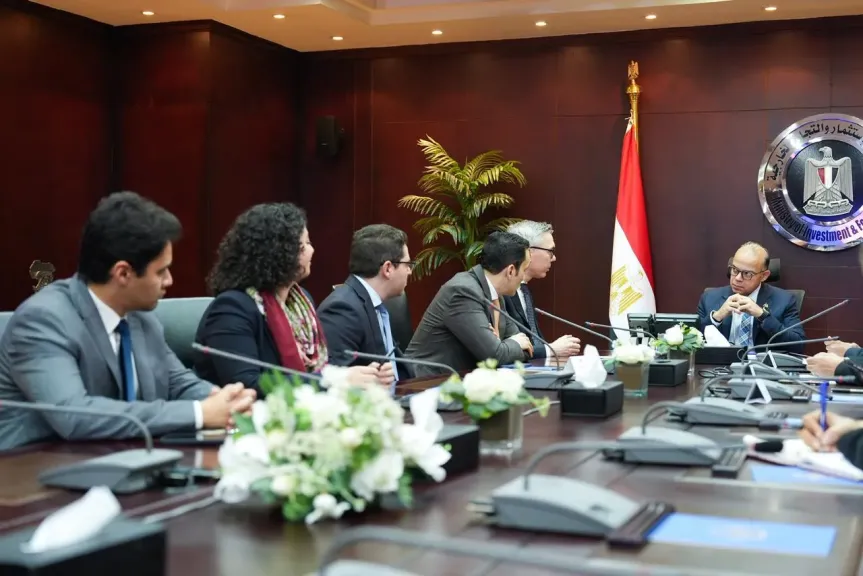 وزير الاستثمار: الحكومة تعمل على تيسير الإجراءات وتبسيط منظومة التراخيص من خلال آليات واضحة وشفافة