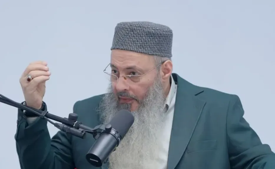 أيمن عبدالجليل في بودكاست توأم رمضان: بر الوالدين باب إلى الجنة.. وابتلاؤك بهما طريقك إلى رضا الله