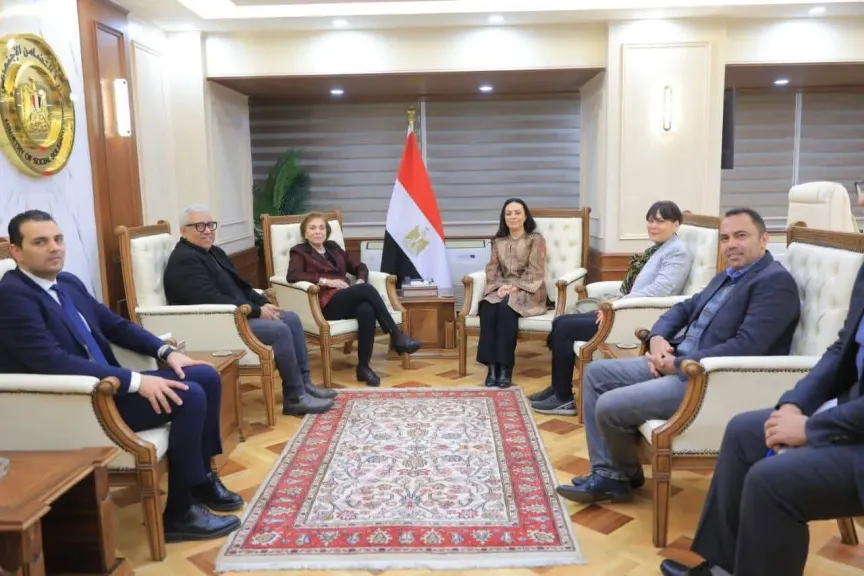 وزيرة التضامن تلتقي وفد مهرجان أسوان الدولي لأفلام المرأة لبحث استعدادات الدورة العاشرة