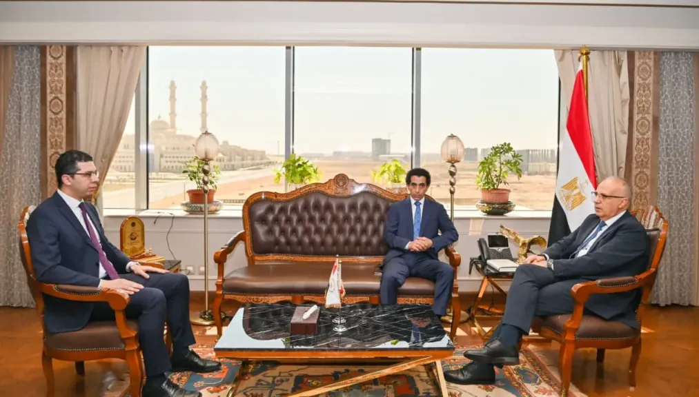 د. سويلم يلتقى المدير التنفيذي للشبكة الاسلامية لتنمية وإدارة مصادر المياه