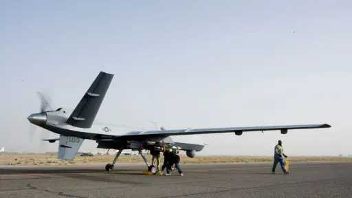 الحرس الثوري الإيراني يسقط طائرة مسيرة أمريكية MQ9 جنوبي البلاد ويؤكد أمن الأجواء الإيرانية