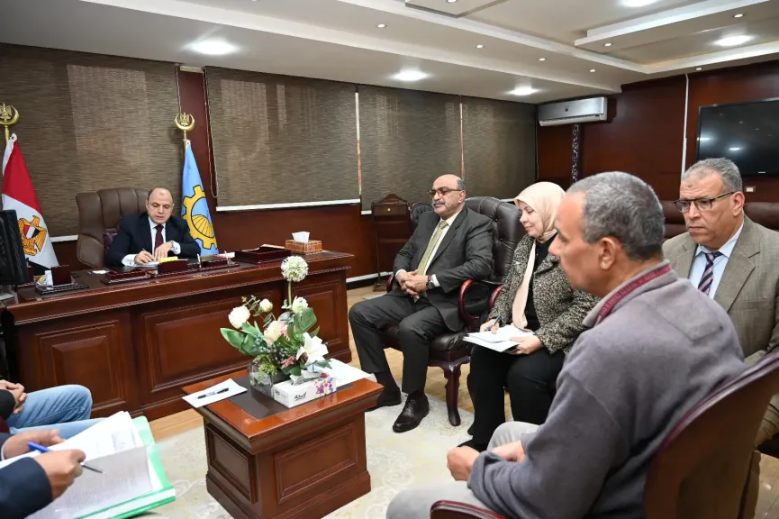 لأول مرة منذ سنوات… محافظ الغربية يفتح أبواب مكتبه لحل شكاوى الأهالي