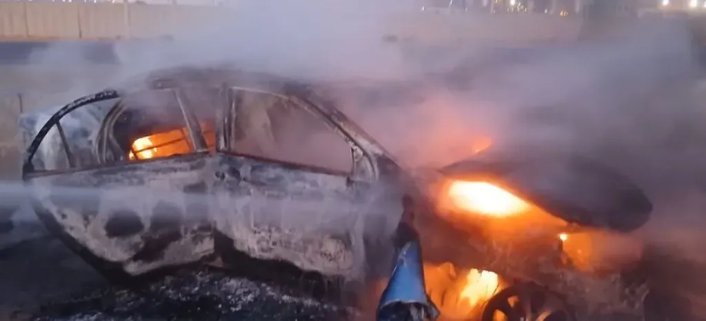 مصرع شخص وإصابة اثنين آخرين إثر تصادم سيارتين على الطريق الصحراوي في الإسكندرية