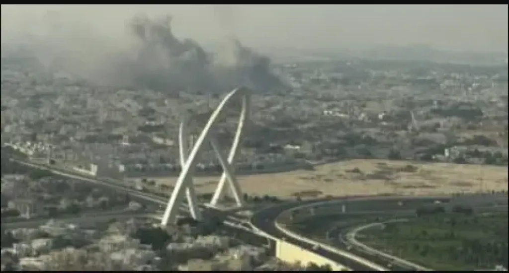 دوي انفجارات في الدوحة والمنامة.. والبحرين تطلق صفارات الإنذار والسعودية تدين هجومًا على سفارة واشنطن بالرياض