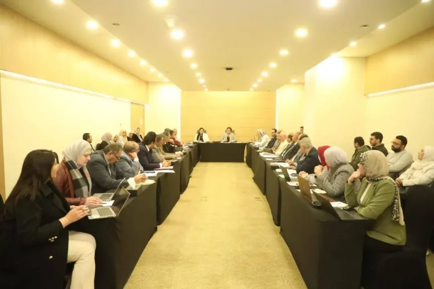 نائب وزير الصحة تعقد اجتماعًا موسعًا لمتابعة مؤشرات تنمية الأسرة ومستهدفات القضية السكانية 2025/ 2026