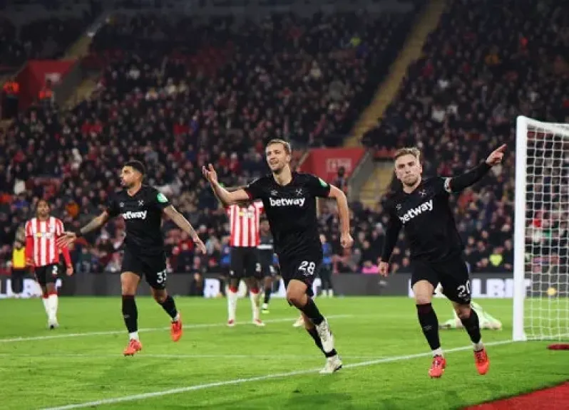 وست هام يحقق فوزا ثمينا أمام فولهام بالدوري الإنجليزي الممتاز