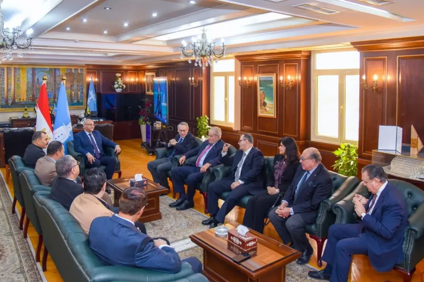 محافظ الإسكندرية يستقبل أعضاء مجلس إدارة جمعية رجال الأعمال