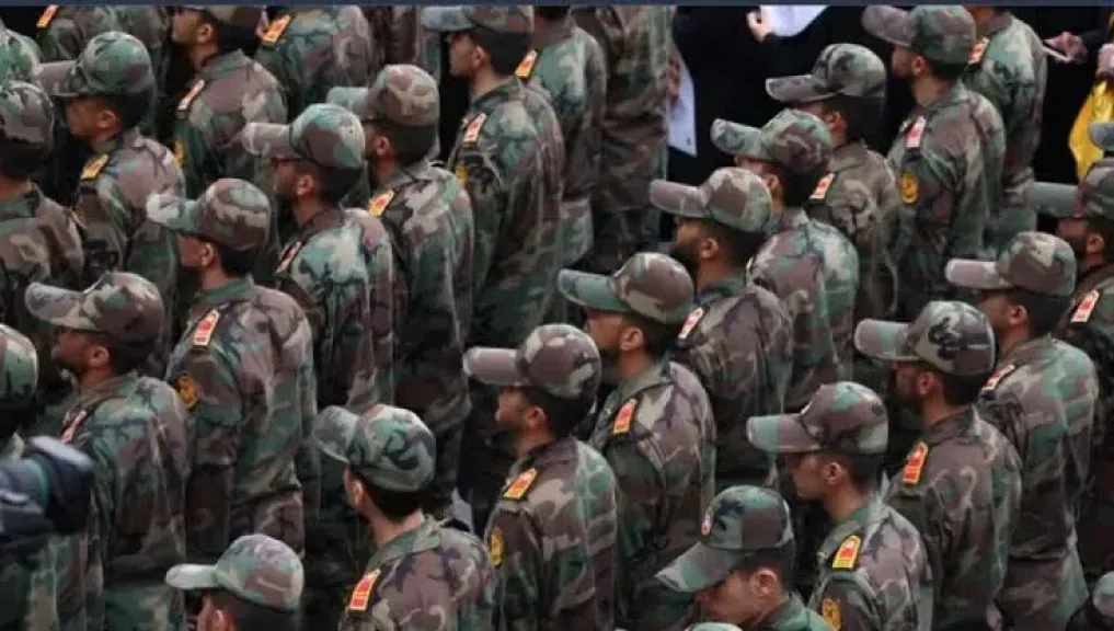 الحرس الثوري الإيراني: المرور والعبور من مضيق هرمز سيكون بيدنا