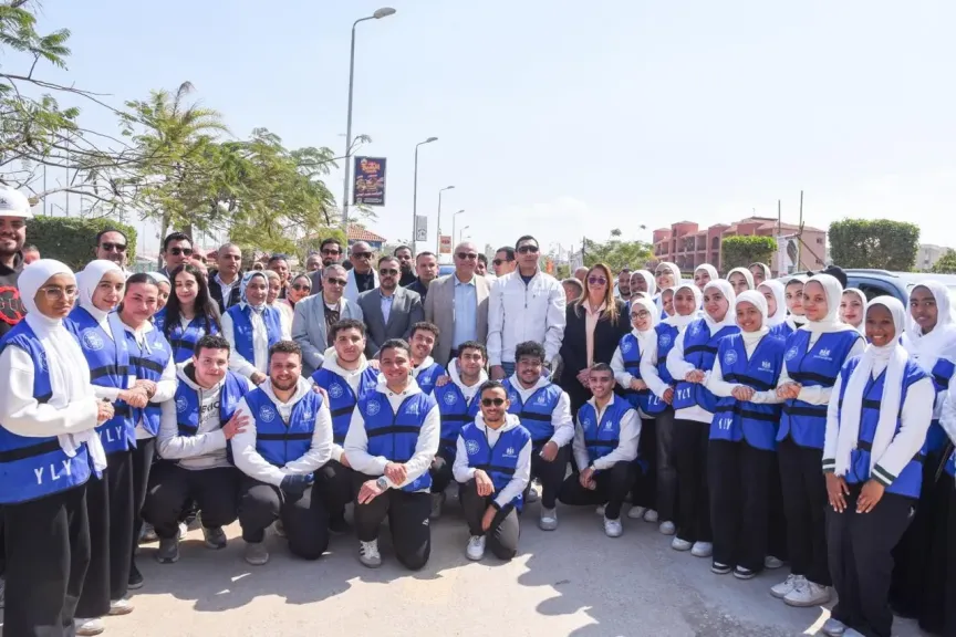 وزير الشباب والرياضة ومحافظ الإسكندرية يفتتحان ملعب بيبسي ستارز بالمدينة الشبابية بأبو قير