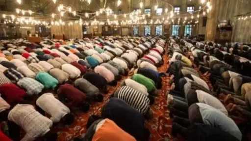 المفتي: قضاء صلاة التراويح مسألة خلافية.. والشافعية يجيزون أداءها حتى بعد الفجر